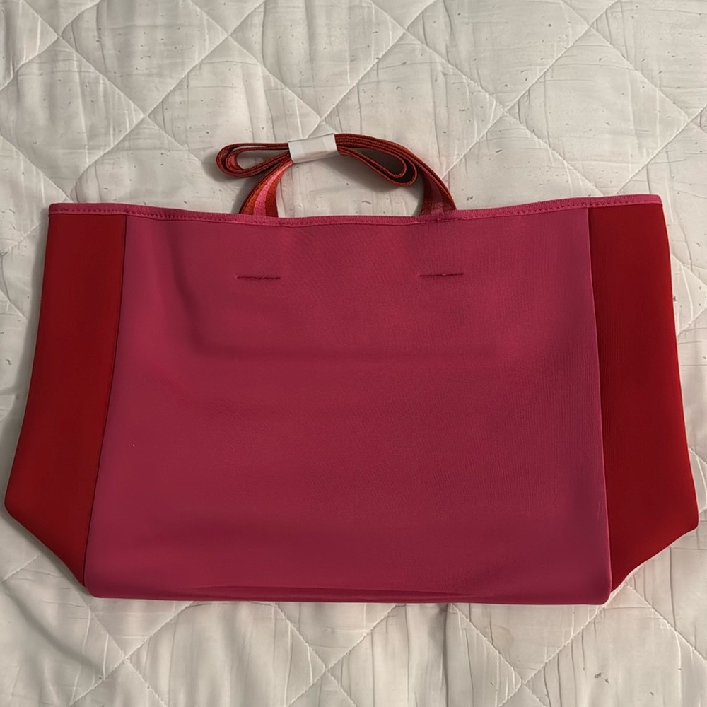 NWT Summersalt Neoprene Tote
